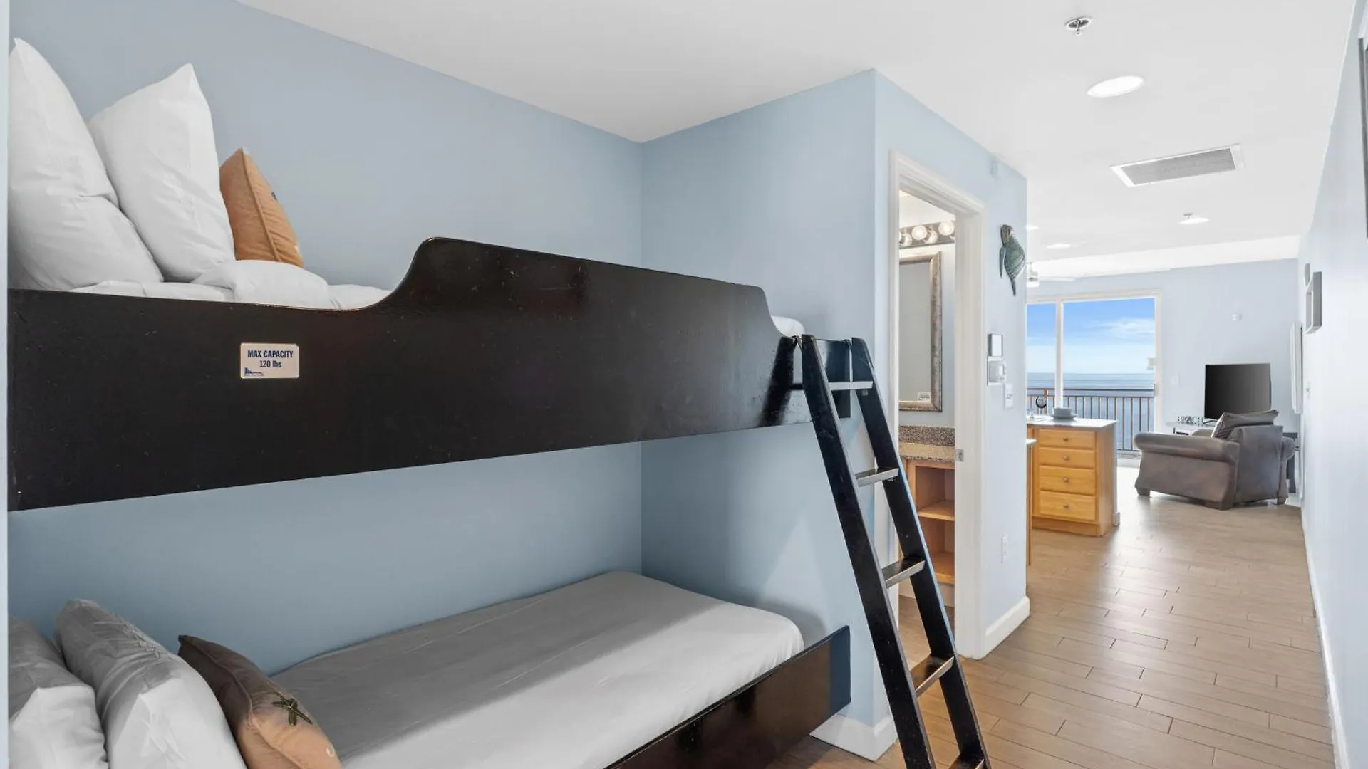 Semesterbostad Splash Beach Resort #1503-E By Book That Condo Panama City Beach