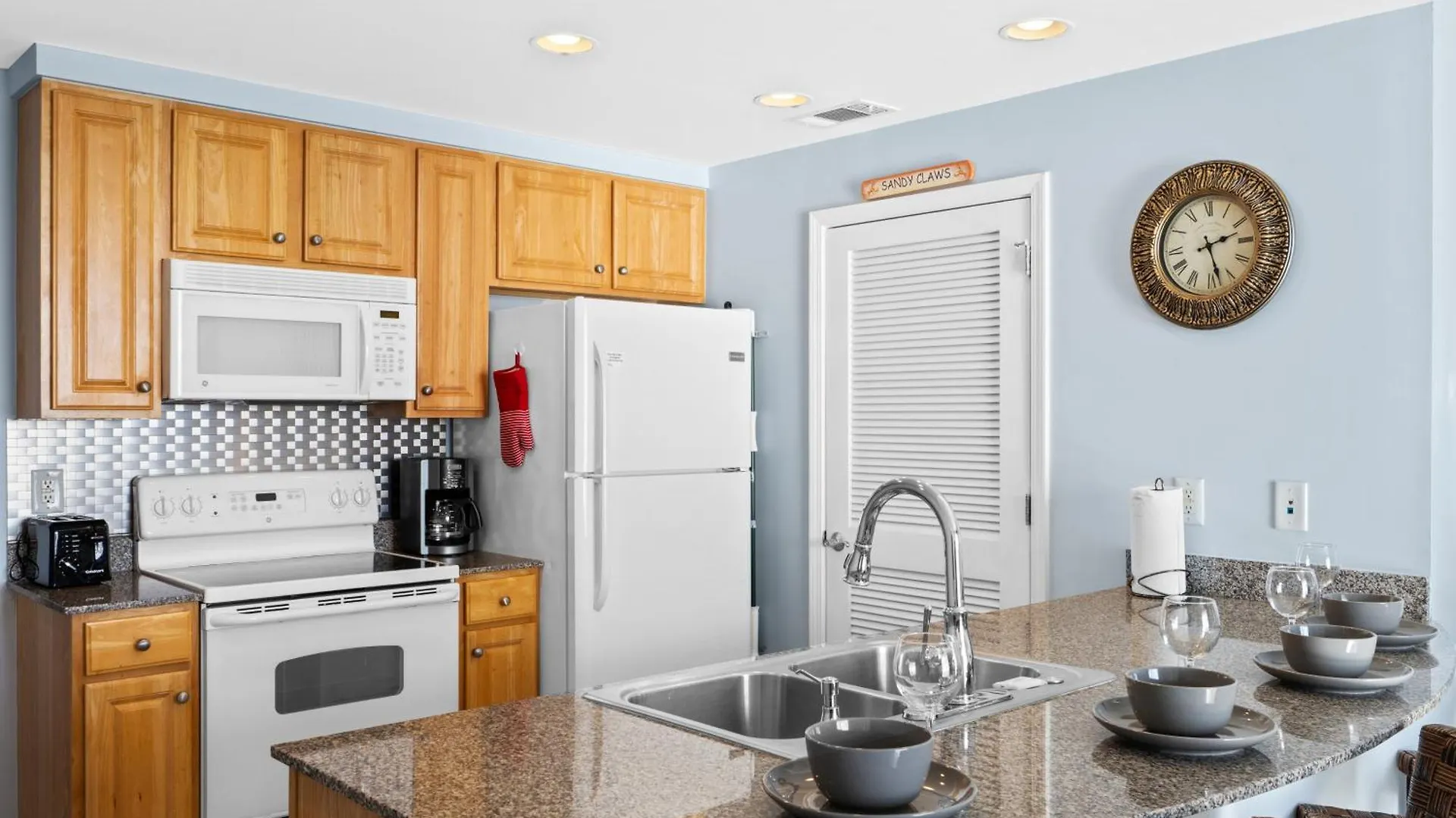 Semesterbostad Splash Beach Resort #1503-E By Book That Condo Panama City Beach